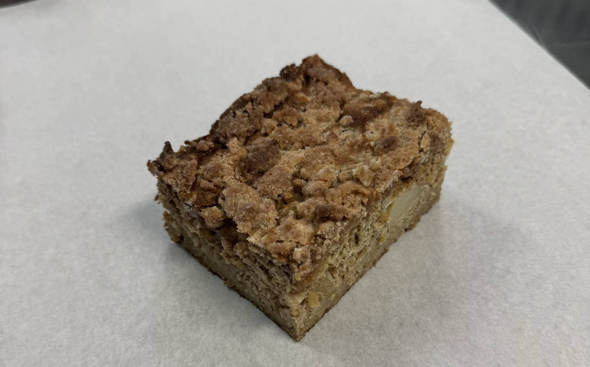 Apple Streusel Oat Bar